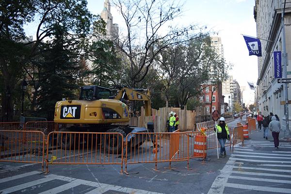 An NYU class found that the New York Department of Design and Construction should have known that there were bodies buried at the site of construction. 