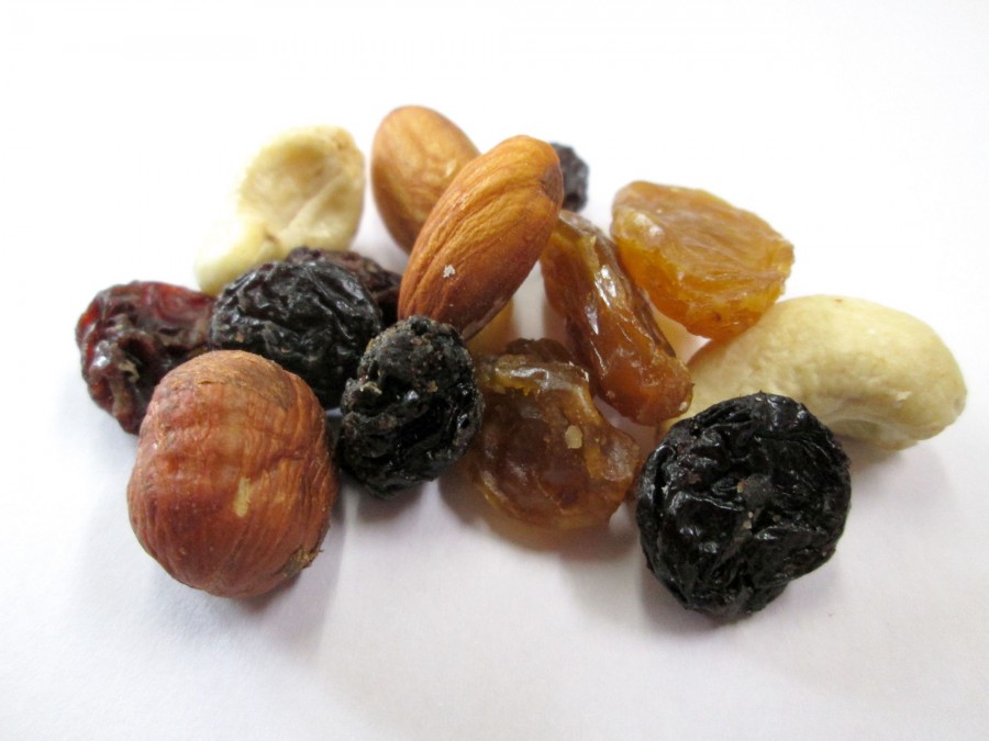 Fruit and nuts are a great snack to fuel your brain.