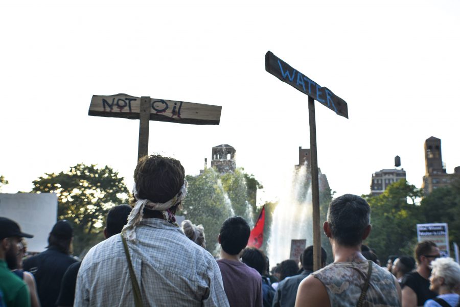 Last Friday, a large crowd gathered in Washington Square Park to rally against the the Dakota Access Pipeline that would endanger the Standing Rock Sioux Tribe in North Dakota.
