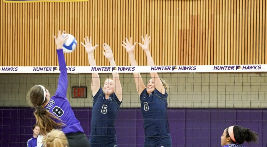 The NYU women’s volleyball team brought home another win this past weekend at Baruch College, bumping their season up to a high streak.