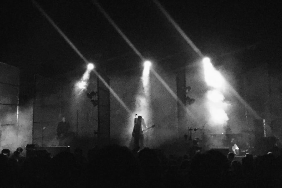 The Icelandic group, Sigur Ros, gave and atmospheric performance at Brooklyn’s King’s Theater.