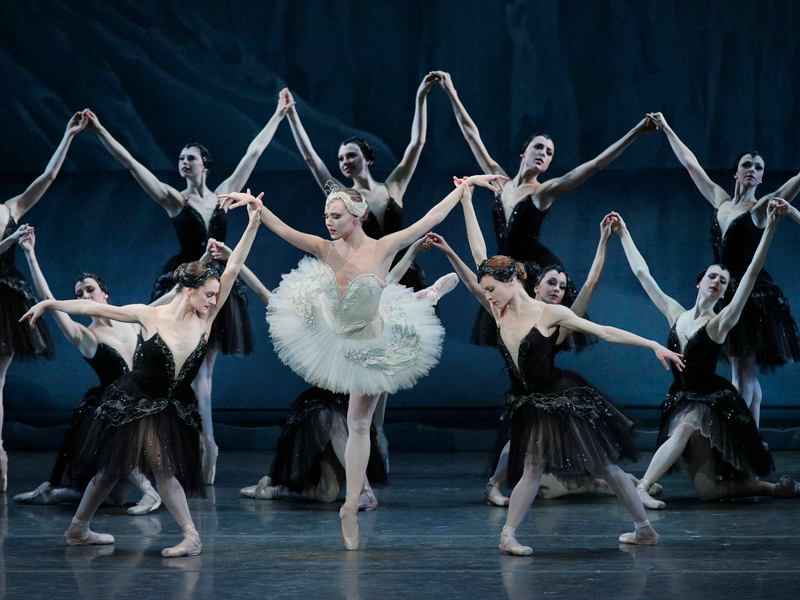 Tchaikovskys+Swan+Lake+was+one+of+the+three+ballets+performed+by+the+NYCB+in+honor+of+George+Balanchines+birthday