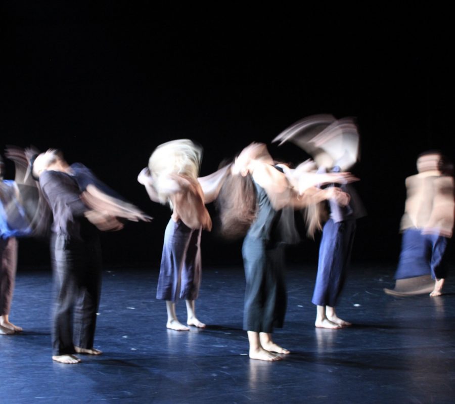 NYU Tisch Dance held a Master Performance Workshop in the Jack Crystal Theatre, including 5 works created collaboratively by undergraduate and graduate students. 

