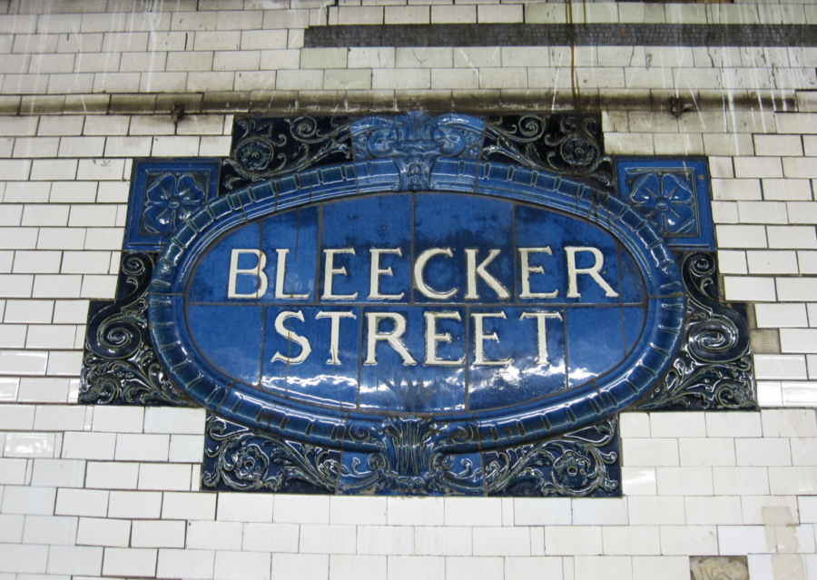 
Bleecker St, once a vibrant hub of art and music, is now 30% vacant due to the drastic increase in online shopping. Take the subway and join the #ShopBleecker movement to revitalize the area. 
