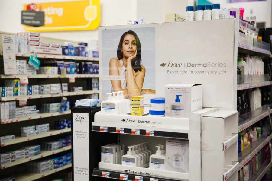 A+Dove+advertisement+at+the+CVS+on+Astor+Place.