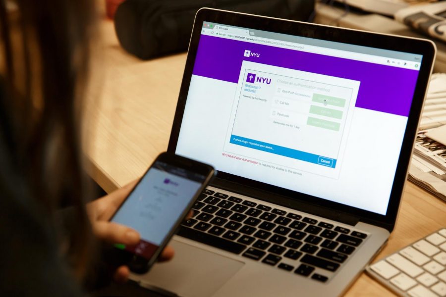A+student+uses+the+%E2%80%9CDuo+Push%E2%80%9D+authentication+method+to+log+in+to+an+NYU+account.