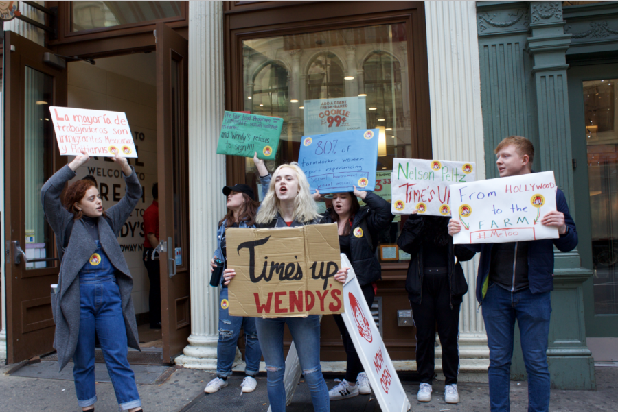 A+student+led+protest+at+the+Wendy%E2%80%99s+on+Broadway.