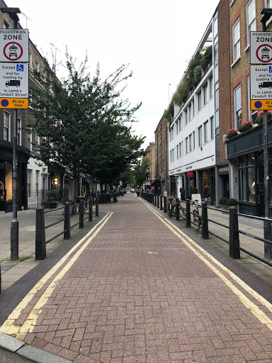 A quiet street in London.