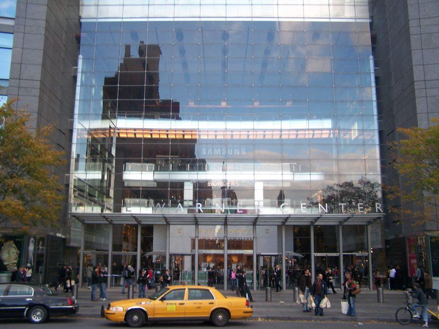 View of Time Warner Center from Columbus Circle. Time Warner Center houses CNN's headquarters and was evacuated after the discovery of the device. (via wikimedia.org)