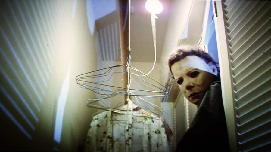 Masked serial killer Michael Meyers in "Halloween." (via facebook.com)