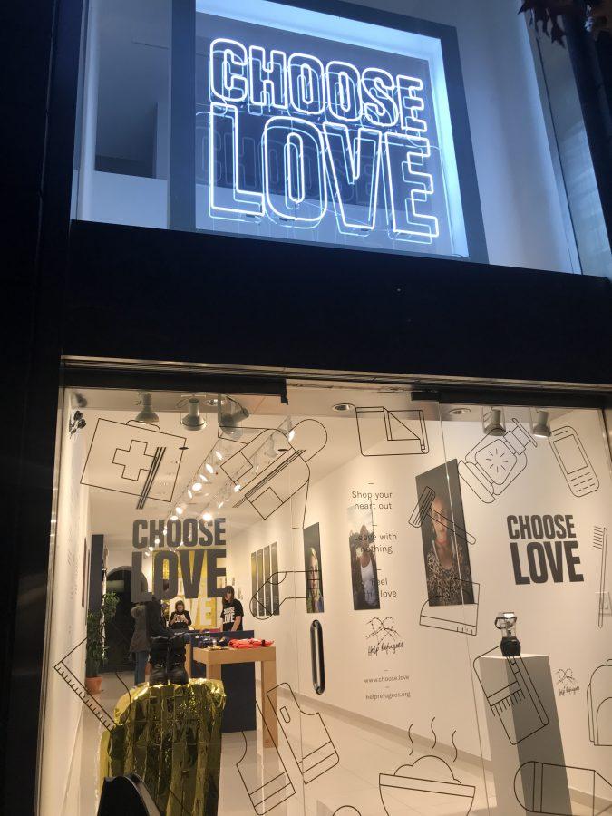 Choose+Love+is+a+store+where+people+can+buy+gifts+for+refugees+across+the+world.+%28Photo+by+Hanna+McNeila%29