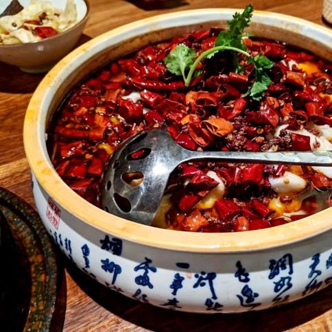 Spicy chili soup from Szechuan Mountain House (Photos by Teresa Zhang)