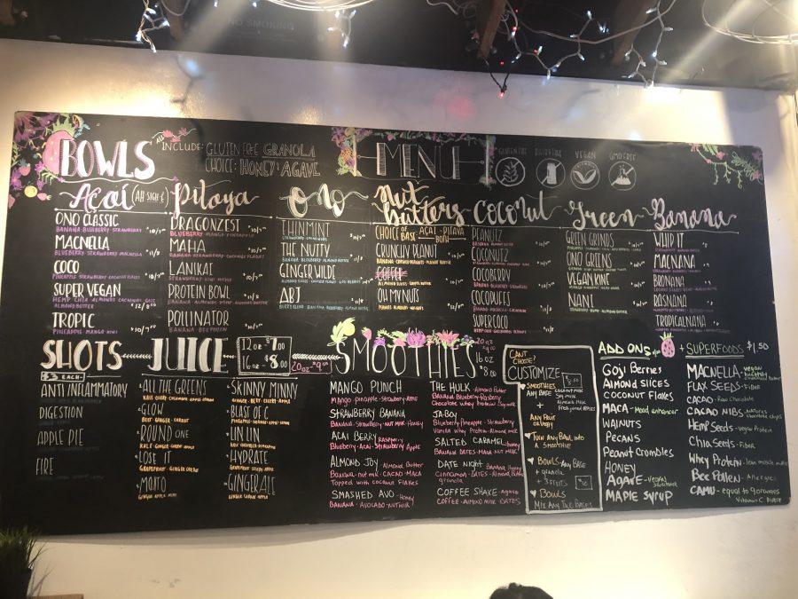 Ono+Bowls+hipster+chalkboard+menu%2C+featuring+an+array+of+blended+drinks+and+meals%2C+including+fruit%2C+acai+and+pitaya+bowls%2C+oatmeal+and+smoothies.+%28++Ria+Mittal%29