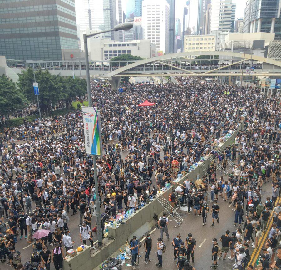 Protestors+fill+the+streets+in+Hong+Kong+%28Staff+photo+by+Kate+Lowe%29.