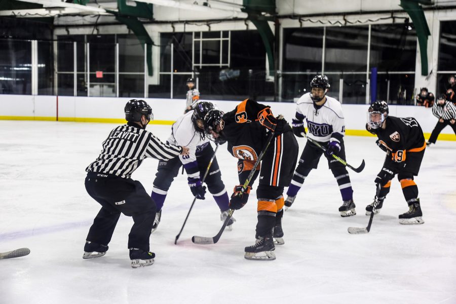 The+NYU+Men%E2%80%99s+Hockey+team+played+its+first+game+at+Chelsea+Piers+on+Friday.+%28Staff+Photo+by+Julia+McNeill%29