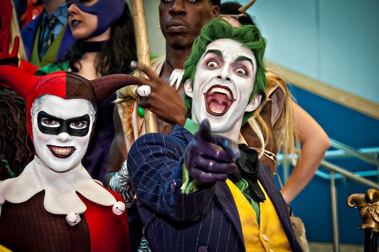 A+couple+dress+up+as+Harley+Quinn+and+The+Joker.+As+the+new+Joker+movie+came+out+earlier+this+October%2C+the+notorious+DC+Comic+character+became+one+of+peoples+top+choices+for+Halloween+costume.+%28Via+Wikimedia%29