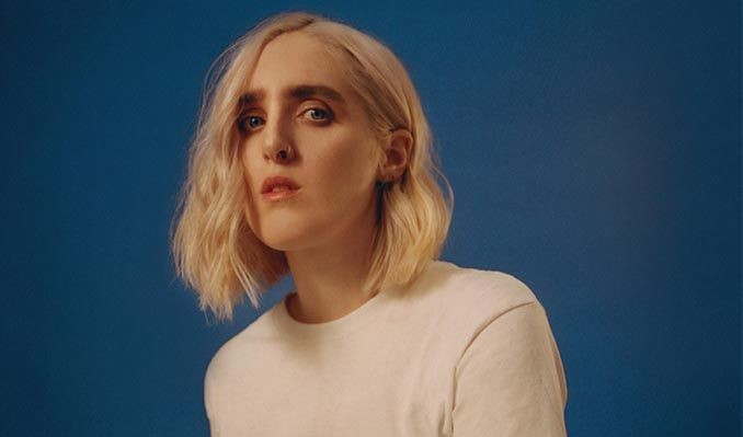 Shura+performed+at+Music+Hall+of+Williamsburg+on+Wednesday+Oct+23+for+her+%E2%80%9Cforevher%E2%80%9D+album+tour.+Her+dynamic+performance+reflected+both+optimism+and+love+through+her+personal+story.+%28via+Secretly+Canadian%29