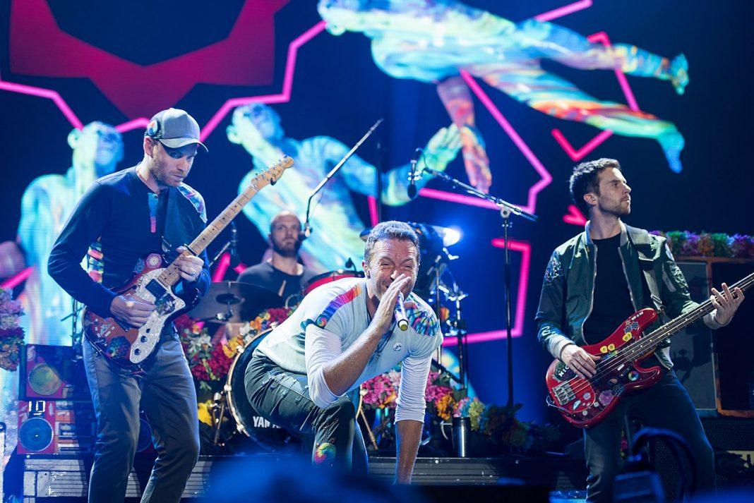 1280px-Coldplay_-_Global-Citizen-Festival_Hamburg_14