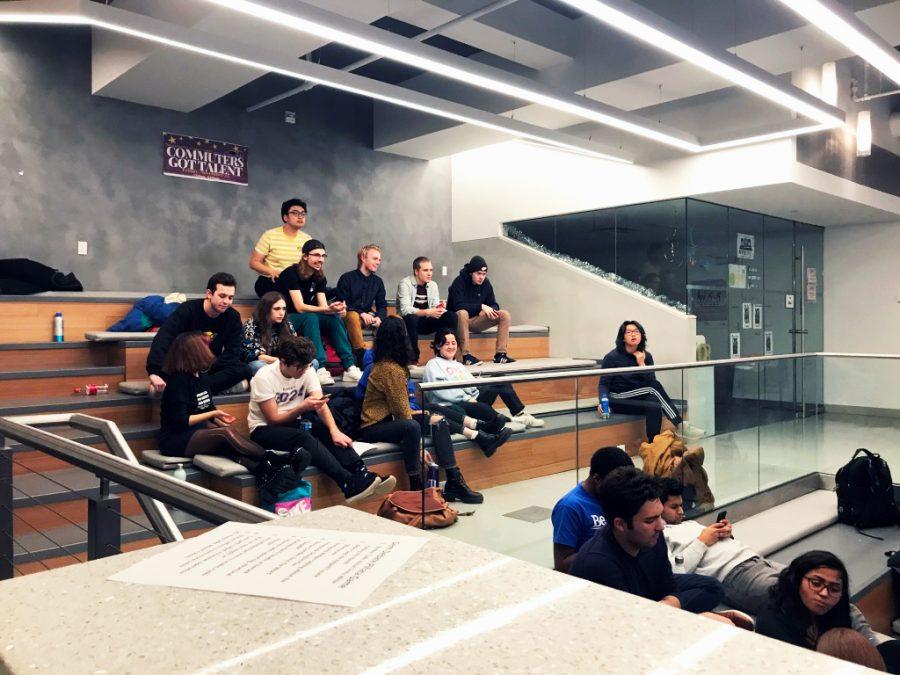 Around+20+students+sat+down+to+watch+the+fifth+democratic+debate.+The+event+was+co-hosted+by+NYU+For+Cory+Booker+and+NYU+For+Bernie.+%28Photo+by+Matthew+Fischetti%29