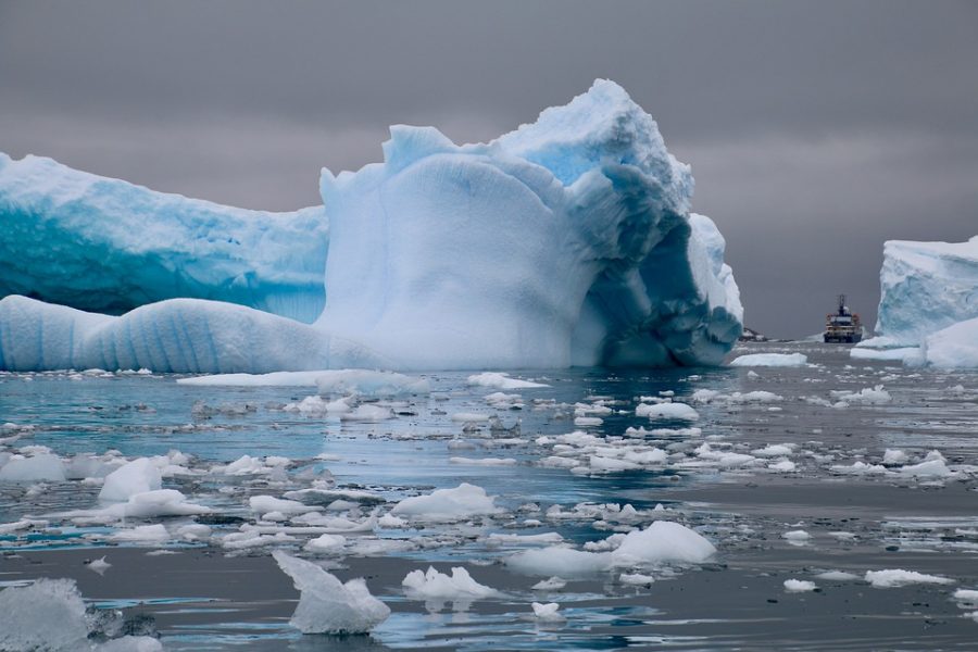 NYU scientists have found record levels of warm water in Antarctica. (Image Via Pixabay)