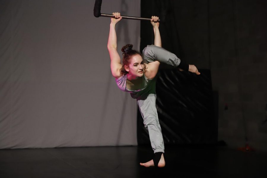 Gallatin+senior+Ingrid+Amelia+Apgar+is+a+circus+artist+training+and+performing+at+Circus+Warehouse+of+NYC.+Apgar+shapes+her+studies+around+movement+and+physics%2C+and+works+as+a+technician+at+the+Labowitz+theatre%2C+taking+interest+in+all+aspects+of+her+performing+art.+%28Photo+by+Yechiel+Michael+Husarsky%29