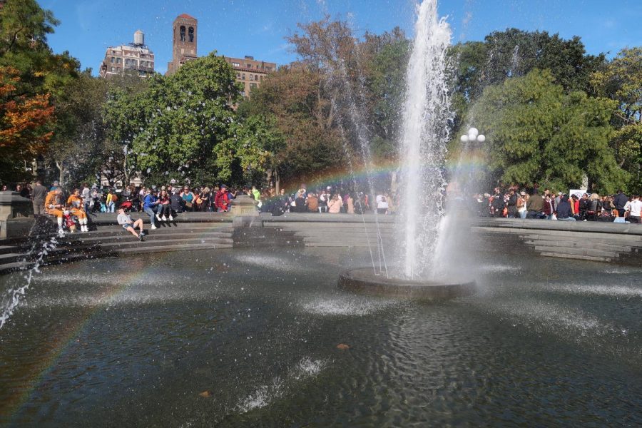 Washington Square Park’s iconic fountain is often turned on when the weather begins to warm. Though the park provides a laid-back place to hang out on sunny days in the city, students reflect on enjoying spring in their respective hometowns.
(Staff Photo by Chelsea Li)
