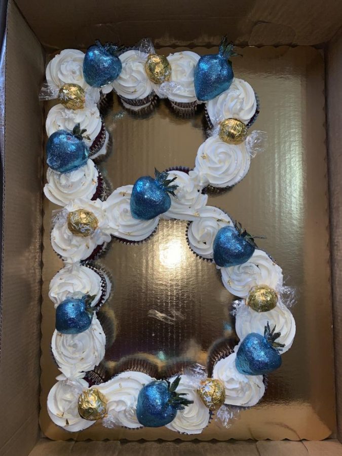 Gallatin senior Britney Agyen sells various fanciful and delicious baked goods, such as these Pull Apart Cupcakes with Chocolate Bling Berries, to deliver to all New York boroughs on Sept. 18, 2020. (Photo by Britney Agyen)