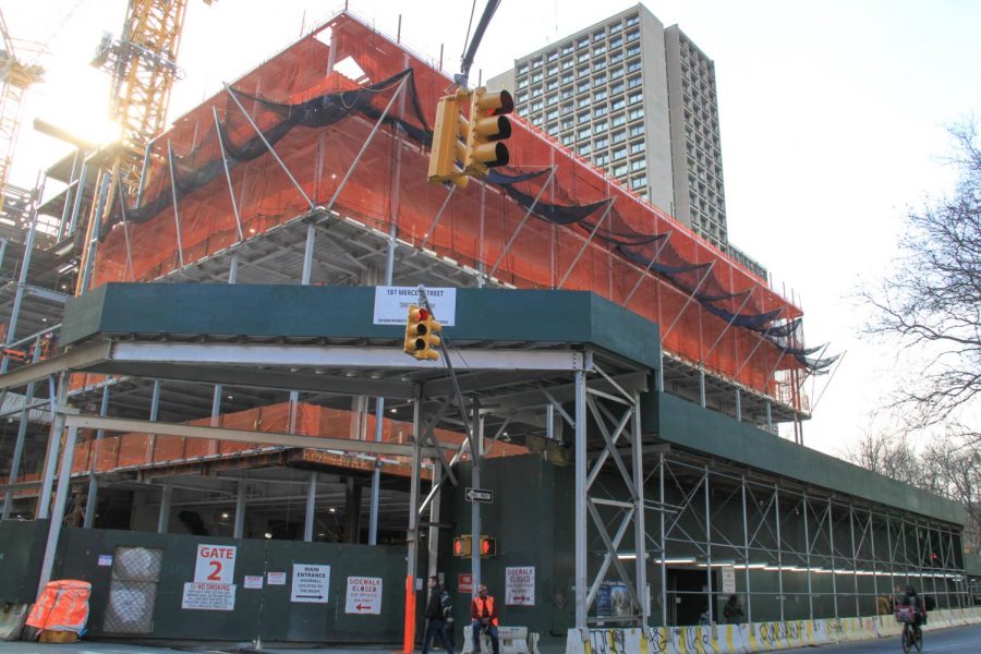 181 Mercer under construction in Lower Manhattan. Manhattans Community Board rejected a proposed rezoning plan that critics argued allow for further expansion of NYU. (Staff Photo by Alexandra Chan)