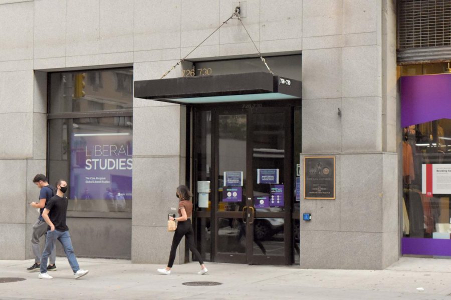 Students have reported that NYU’s Counseling and Wellness Services have improved in the past year. To make it more accessible, the department added 30 counselors and removed the cap on the number of sessions allowed for students. (Photo by Carolina Herrera)