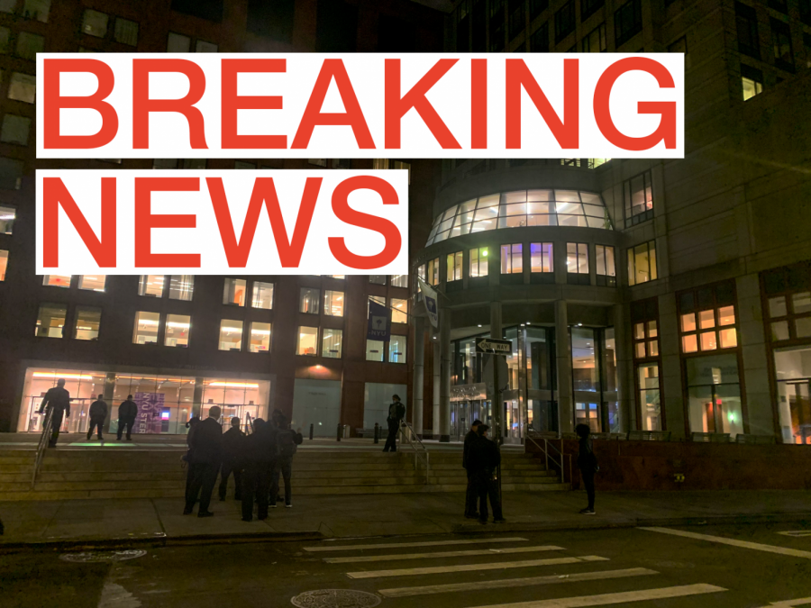 BREAKING NEWS: ​​NYU received bomb threats targeting the Stern School of Business and the Center for Neural Science. Students have been instructed to evacuate to Bobst Library and the Kimmel Center. (Staff Photo by Manasa Gudavalli)