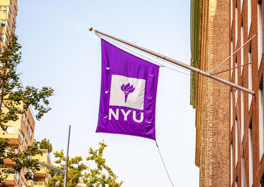 NYU+will+announce+its+spring+semester+plans+this+week+as+the+omicron+variant+continues+to+surge.+Other+New+York+City+colleges+and+some+NYU+schools+have+already+communicated+virtual+plans+for+the+beginning+of+the+spring+semester.+%28Staff+Photo+by+Manasa+Gudavalli%29