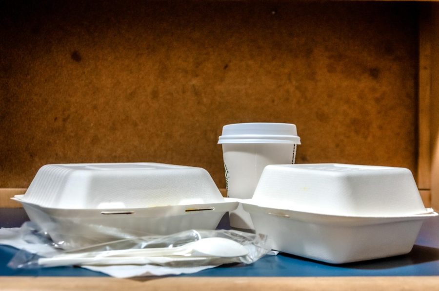 NYU dining halls’ take-out packaging has accelerated plastic consumption at NYU. (Photo by Kiran Komanduri)