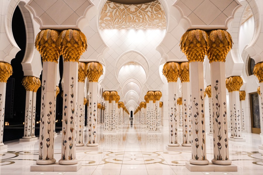 The Sheikh Zayed Grand Mosque has gold-painted palm tree marble pillars.