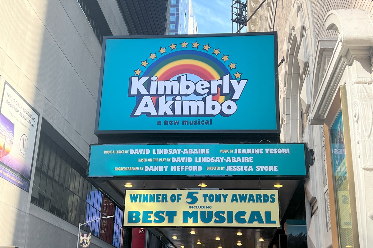 Booth Theater, New York, NY - Kimberly Akimbo - Tickets, information,  reviews