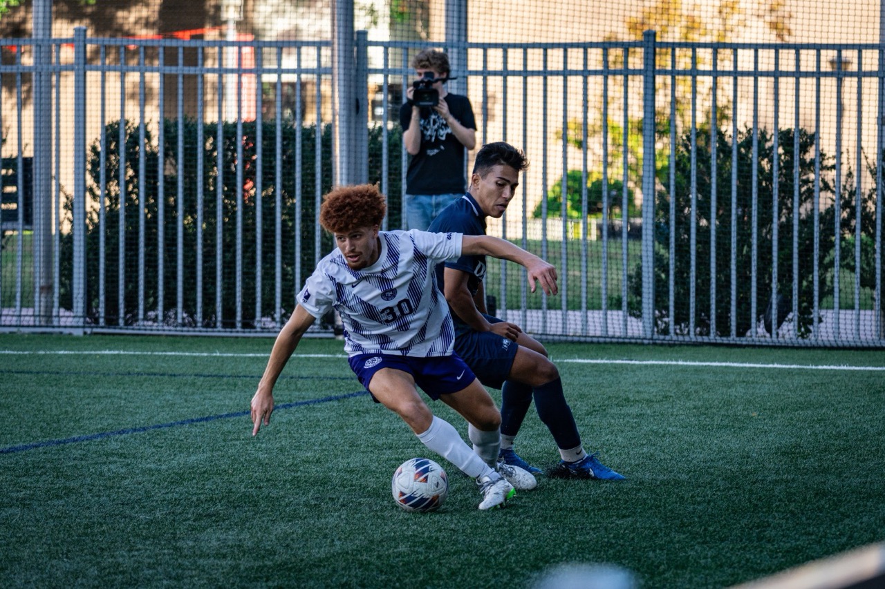 NYU men's soccer team heads into conference play