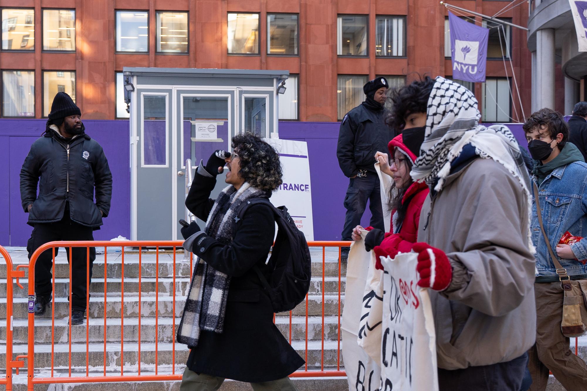 Students protest Trump presidency with march on campus