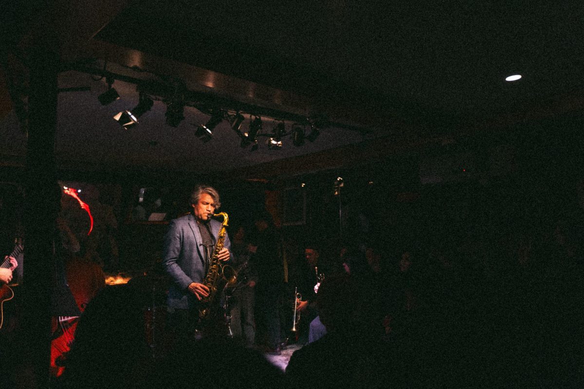An open jam session in progress. (Alex Woodworth for WSN)