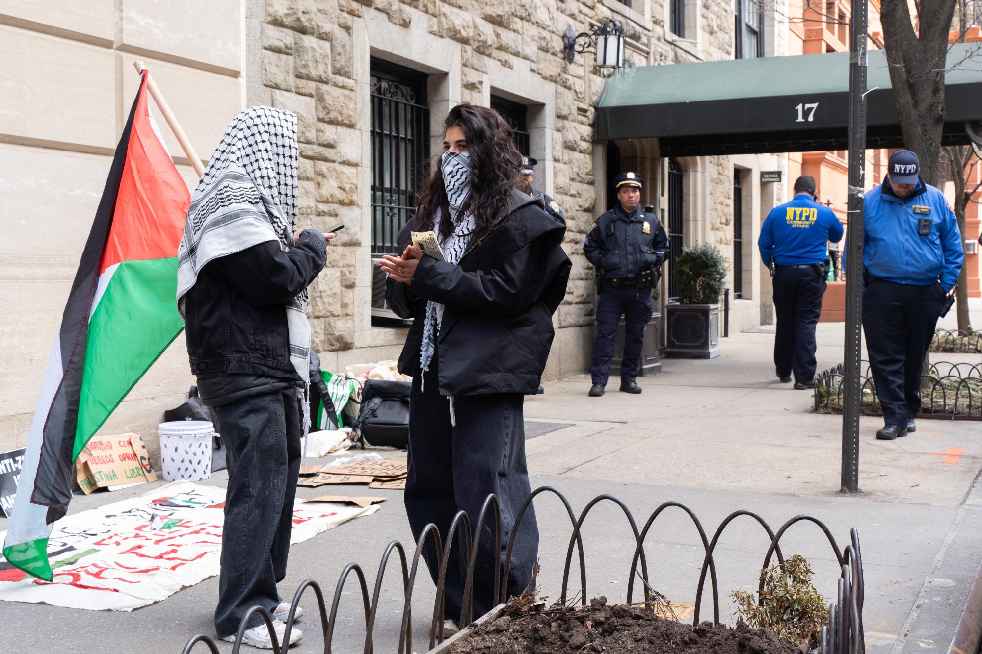 Students protest NYU investments outside trustees’ finance meeting