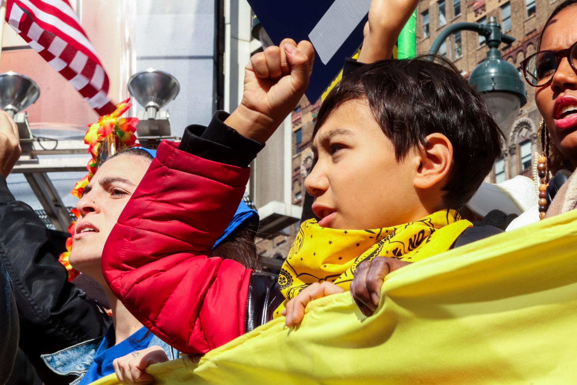 100,000 march in NYC’s ‘No Kings’ protest