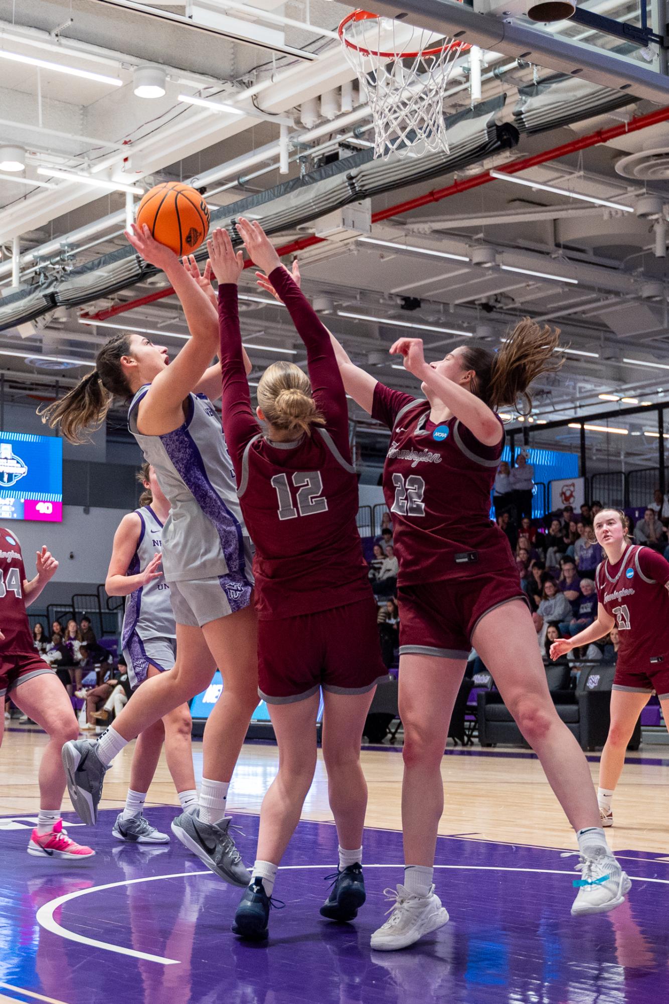 Home victories and a heartbreaking loss for NYU in March Madness