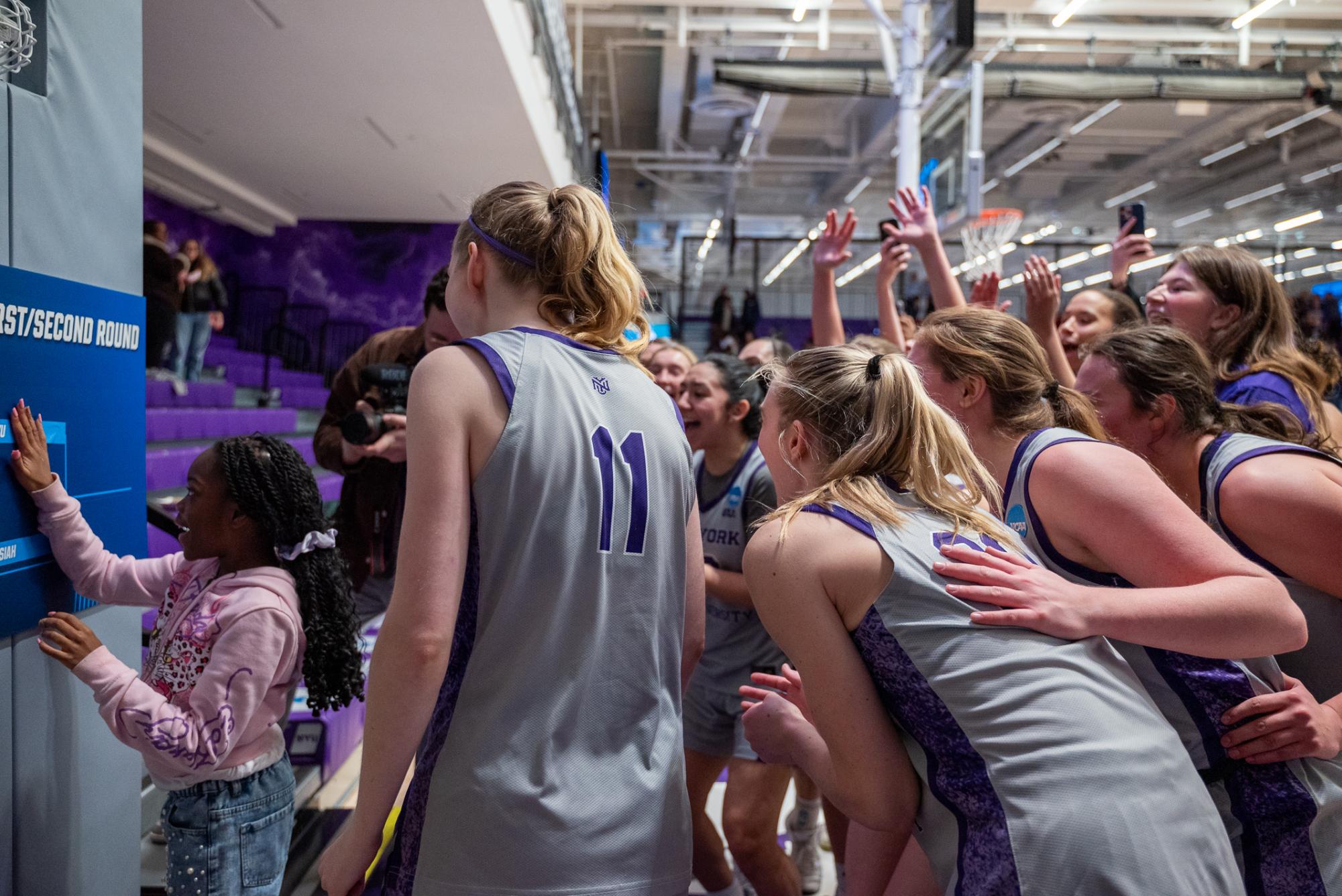 Home victories and a heartbreaking loss for NYU in March Madness